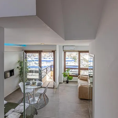 Beachfront With Spectacular Views And Swimming Pool Benalmádena Exterior photo