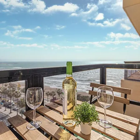 Beachfront With Spectacular Views And Swimming Pool Benalmádena Exterior photo