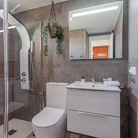 Beachfront With Spectacular Views And Swimming Pool Benalmádena Exterior photo